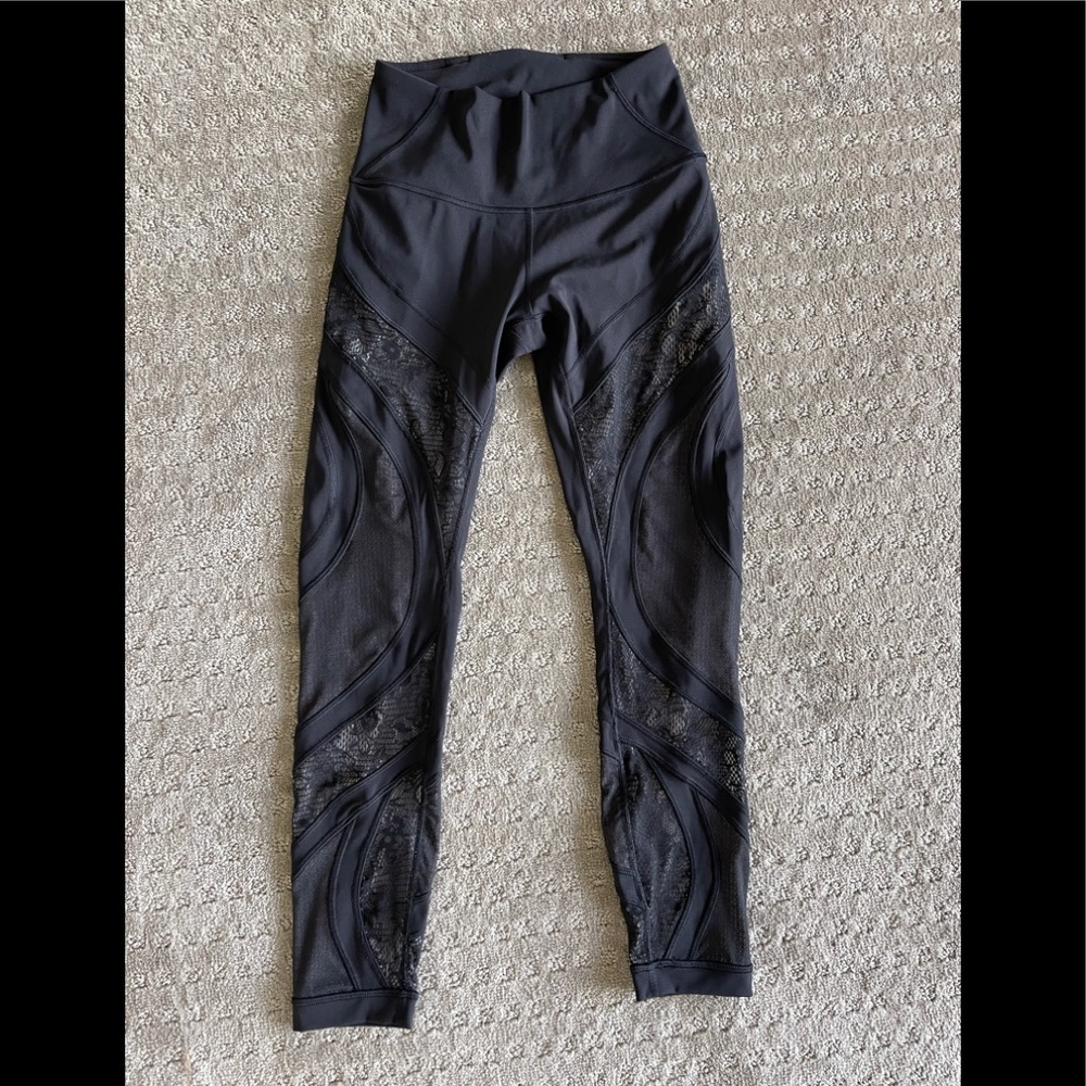 LuluLemon leggings